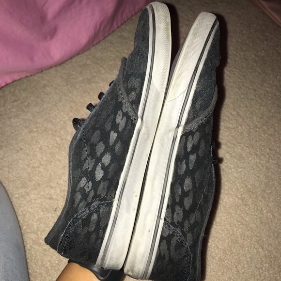 Black Vans - Picture 6 of 6